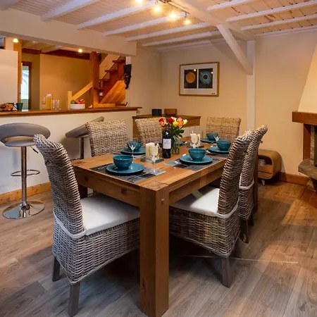 Des Favrands Chalet *
