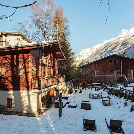 Des Favrands Chalet *