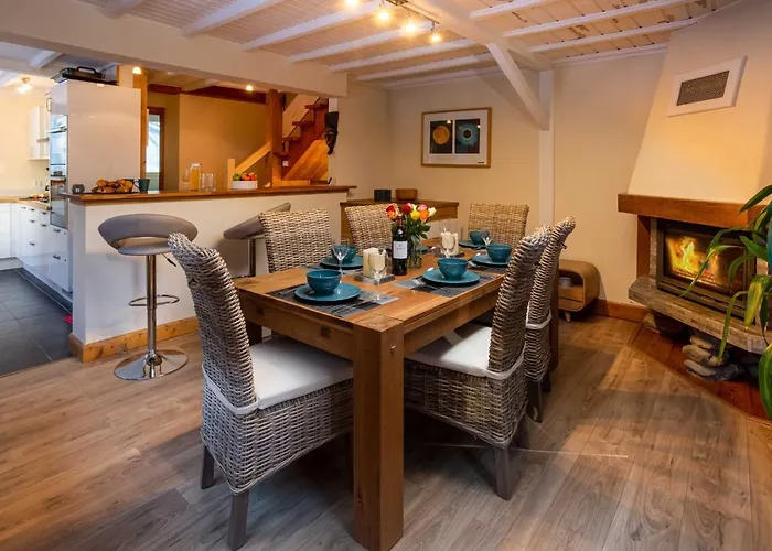 Des Favrands Chalet *